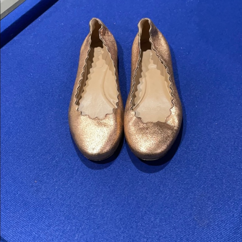 Chloe rose gold crackled scalloped flats